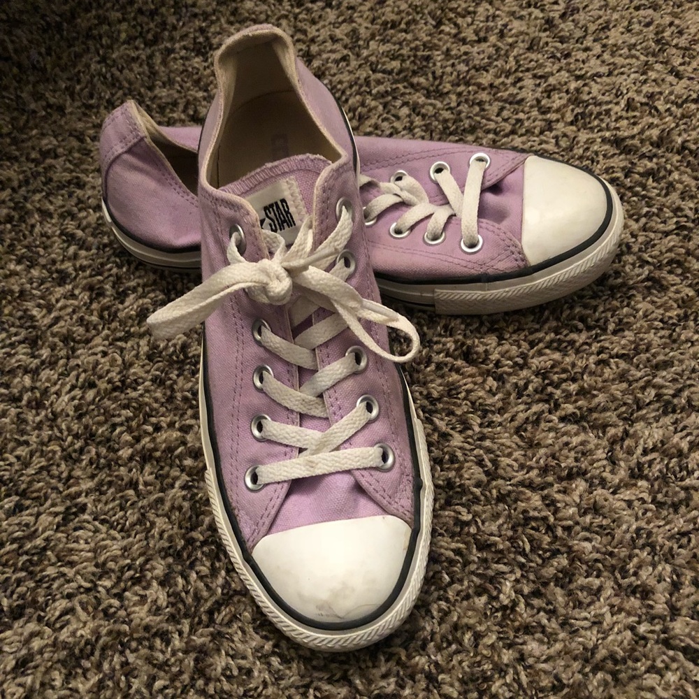 Lilac Women’s Converse
